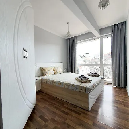 апартамент High Style Burgas City